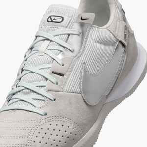NIKE STREETGATO IC SMOKE GREY/METALLIC