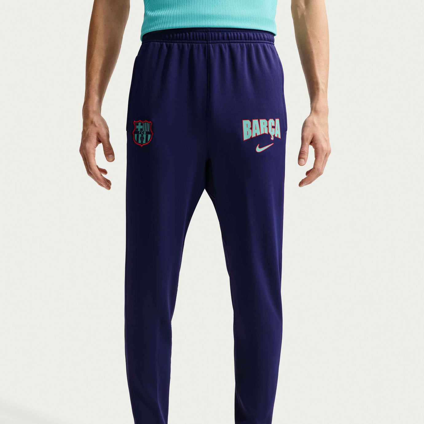 NIKE BARCELONA 26-27 STRIKE TRACK PANT GREEN FROST/DUSTY