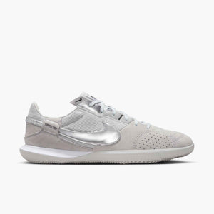 NIKE STREETGATO IC SMOKE GREY/METALLIC