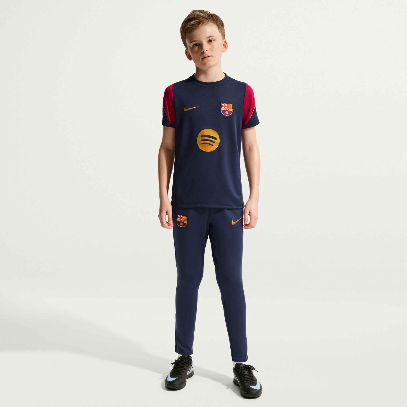 NIKE JR BARCELONA 26-27 STRIKE SS TOP NOBLE RED/MINERAL YELLOW