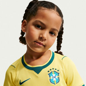 NIKE JR BRAZIL WC26 HOME LB KIT CANARY/LIGHT MENTA