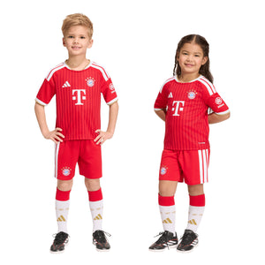 ADI JR BAYERN 26-27 HOME MINIKIT BETTER SCARLET/WHITE