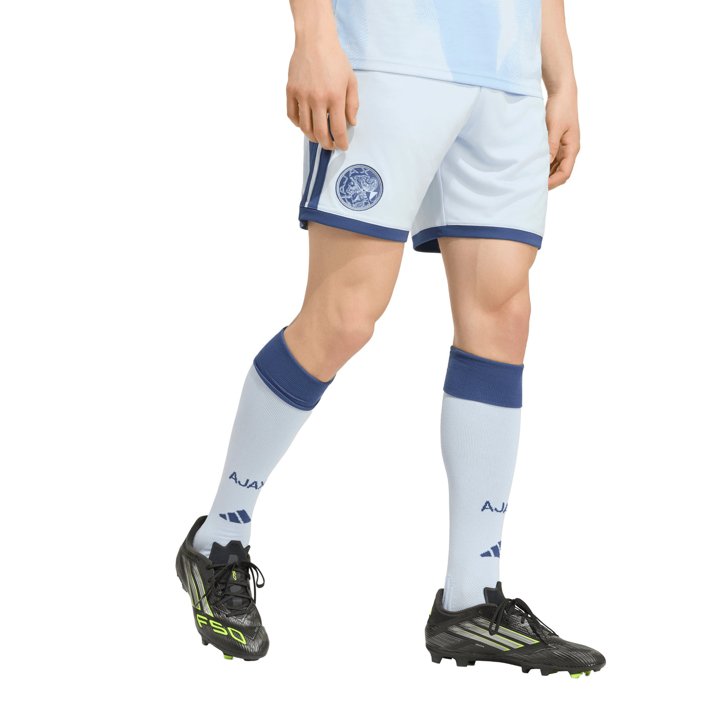 ADI AJAX 26-27 THIRD SHORT CRYSTAL SKY
