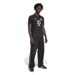 ADI BAYERN 25-26 THIRD JERSEY BLACK/HALO IVORY