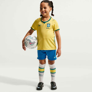 NIKE JR BRAZIL WC26 HOME LB KIT CANARY/LIGHT MENTA