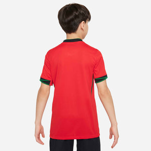 NIKE JR PORTUGAL EURO2024 HOME JERSEY UNIVERSITY RED/PINE GREEN