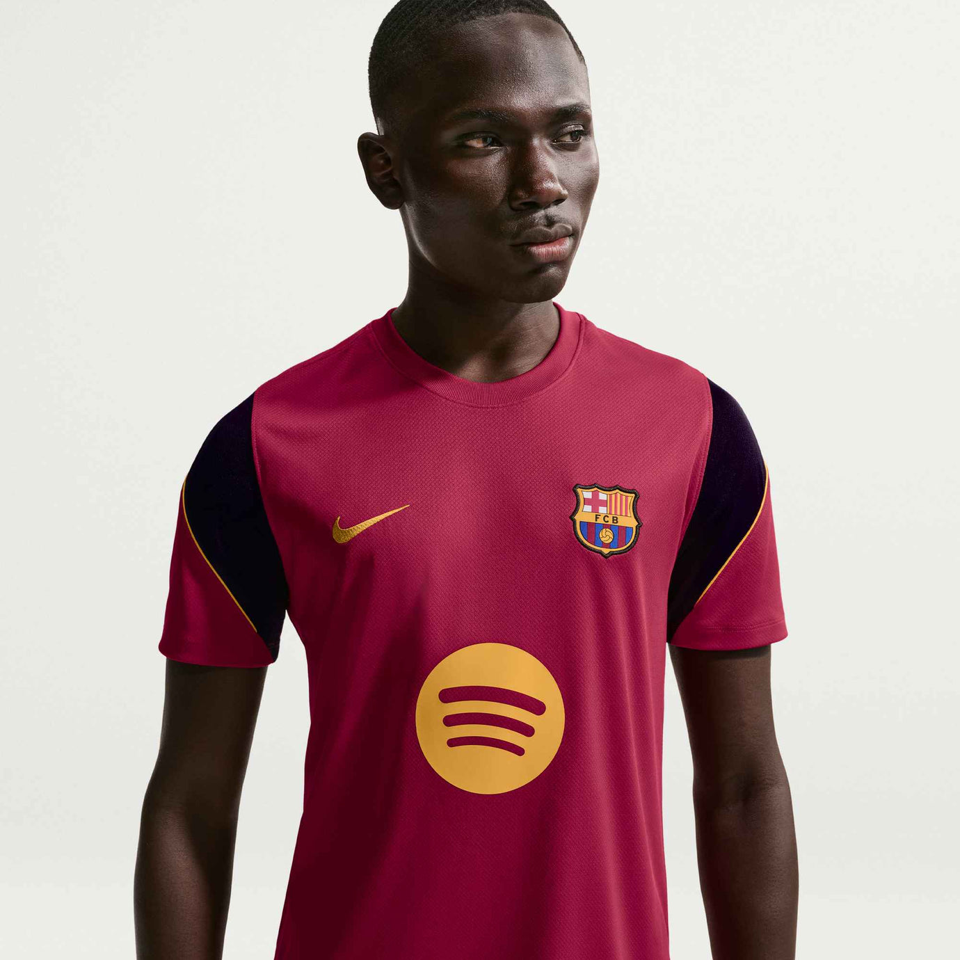 NIKE BARCELONA 26-27 STRIKE SS TOP NOBLE RED/MINERAL YELLOW