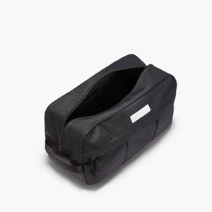 NIKE SHOEBAG BLACK/BLACK/WHITE