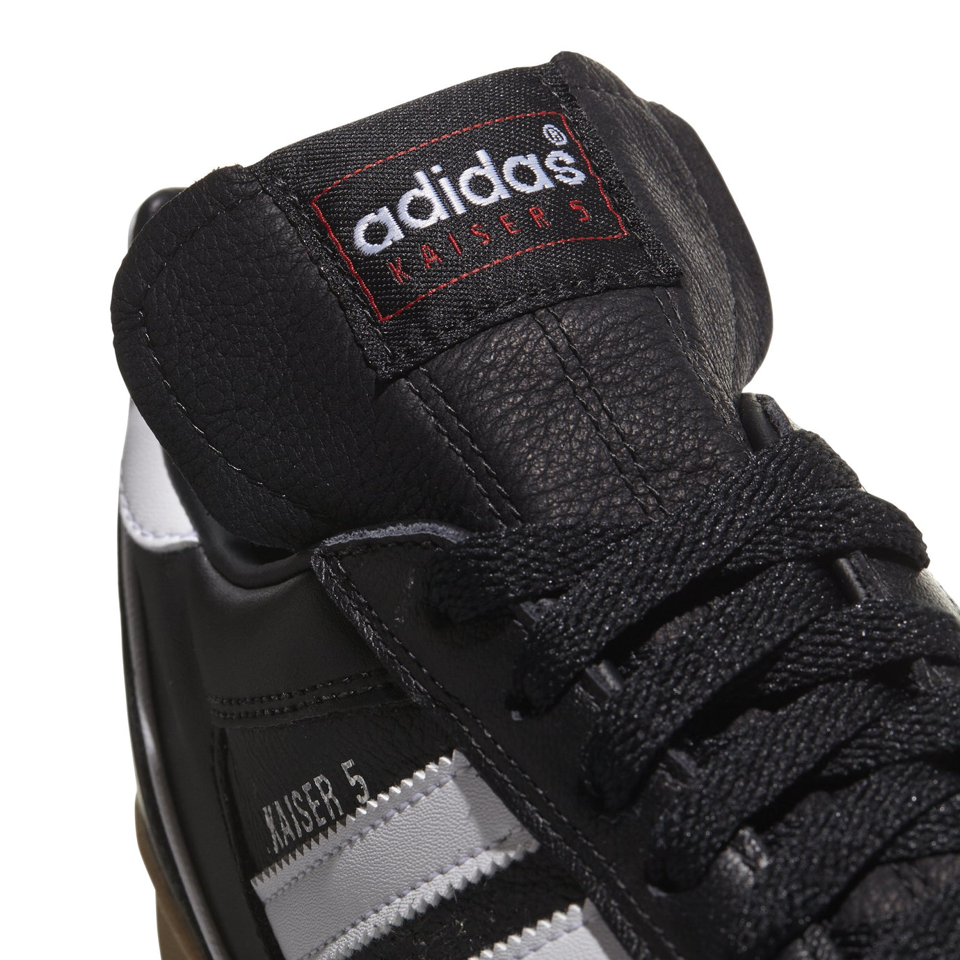 Kaiser 5 online voetbalschoenen