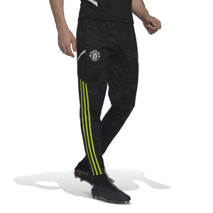 ADI MAN U 22-23 EU PRE SUIT BLACK